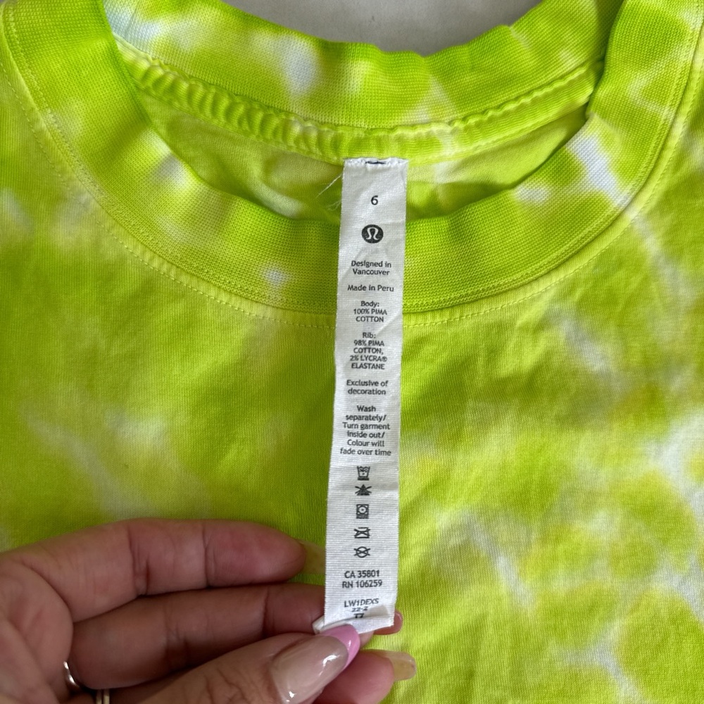 Lululemon Athletica Neon Green Tie-Dye Crop Top size 6 - Picture 6 of 7